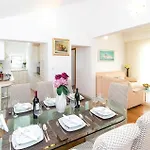 Four-bedroom In Kastel Gomilica Kaštela
