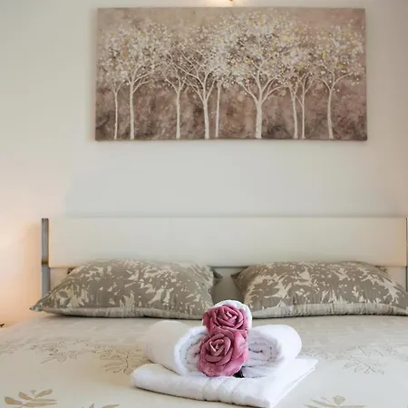 펜션 Four-bedroom In Kastel Gomilica Kaštela